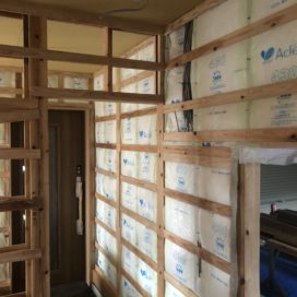 下地をしたじー（室内編）